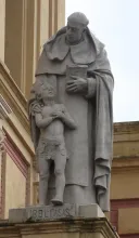 Estatua de Bartolomé de las Casas