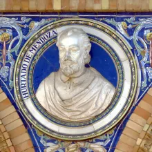 Medallón de Diego Hurtado de Mendoza