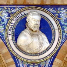 Medallón de Hernán Cortés