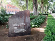 Monolito a Manuel Altolaguirre