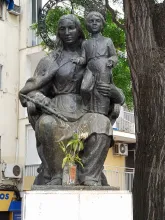 Monumento a María Auxiliadora ("La Sentaíta")