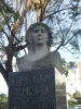 Monumento a Ofelia Nieto